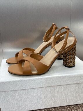 Women's Tan Cross-Strap Sandals with Sculpted Block Heel